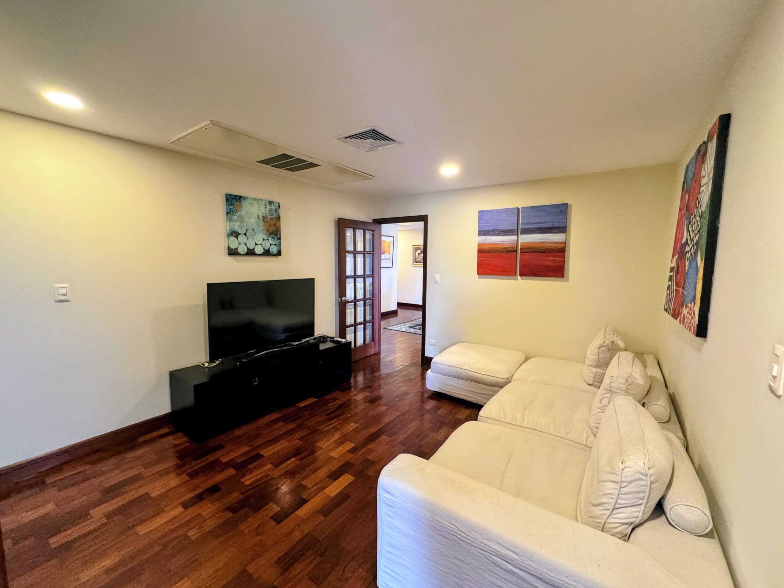 Apartamento amueblado en Renta zona 10 - Miniatura 10