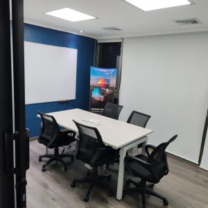 Oficina Amueblada en Venta zona 10 / Torino I