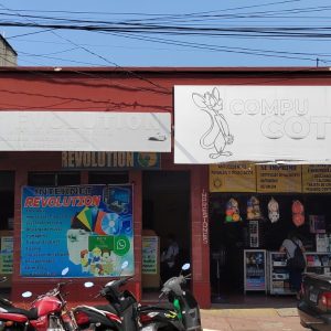 Casa en renta para uso comercial en Santa Lucía Cotzumalguapa, Escuintla